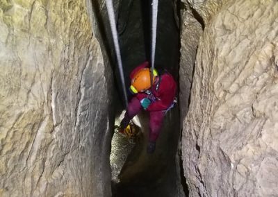 Gouffre Marco Polo Descente d'un puits