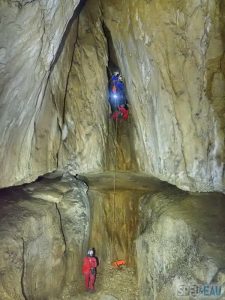 Spéléo Vercors Gour Fumant puits