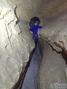 Spéléologie Vercors saints de glace jolie galerie