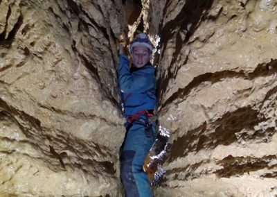 etroiture spéléologie grotte eymards vercors Grenoble