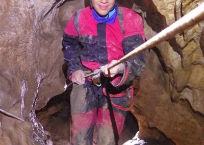 Spéléologie chartreuse pierre entremont grenoble chambery initiation enfant