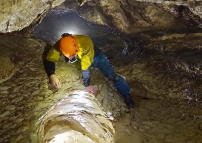 Spéléologie prerouge bauges Annecy chambery initiation enfant