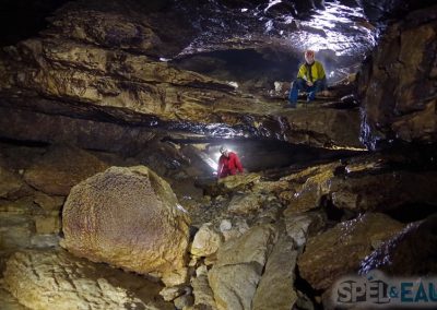 Spéléologie prerouge bauges Annecy chambery initiation enfant