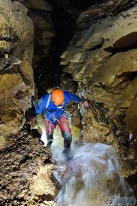 rivière souterraine Cavale spéléologie bauges Feclaz Revard