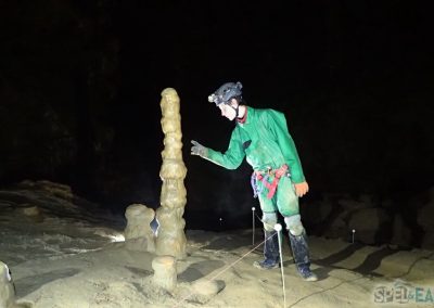 Spéléologie grotte roche vercors grenoble villard lans initiation enfant