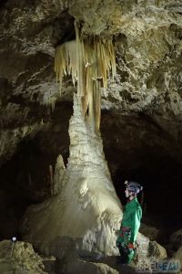 Spéléologie grotte roche vercors grenoble villard lans initiation enfant