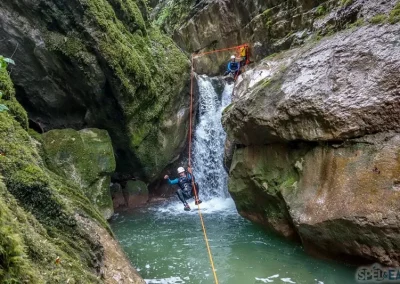 canyoning vercors furon grenoble isère tyrolienne