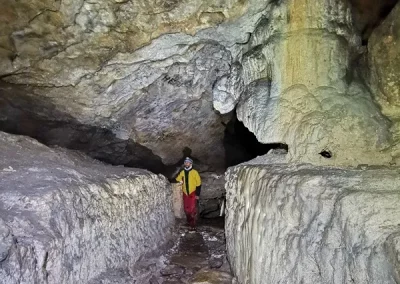 spéléologie bauges grotte bange facile enfants débutants