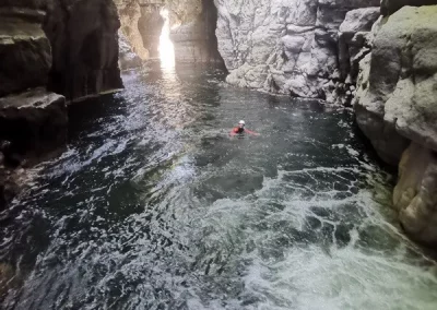 canyoning chartreuse tourisme grenoble lyon nage bief