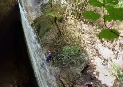isère canyoning pissarde 38 Grenoble Alpes ludique