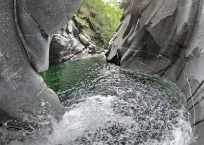 Tessin canyoning suisse Ticino Plus beau canyon