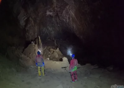 Spéléologie Bauges Litorne FE Bauges salle fitoja traversée