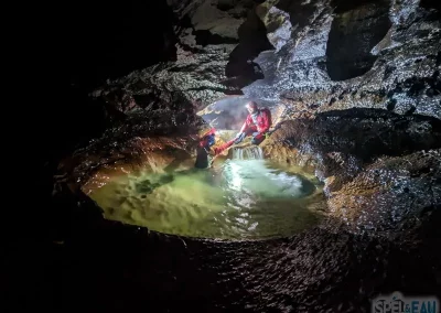 Spéléologie Bauges Pic Noir FE Bauges saut traversée